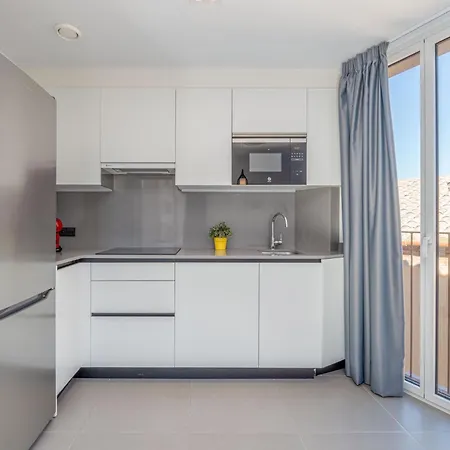 Calo Apartment *